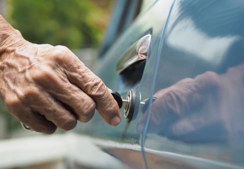 How South Korea Is Using Virtual Reality Technology to Reduce Senior Citizens on the Road | Boontoom Sae-Kor/Shutterstock