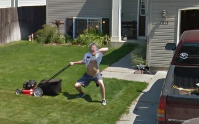 Lawnmower Meltdown | Imgur.com/uN6og5j via Google Street View