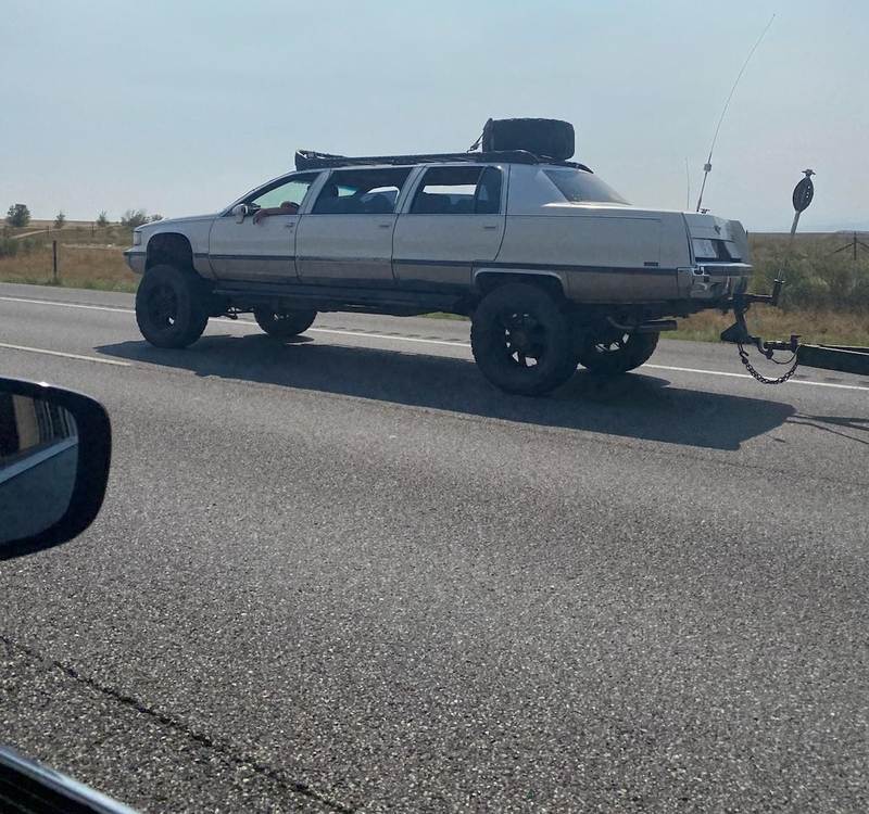 The Jacked-Up Towing Sedan Limo | Reddit.com/vanilladr3am