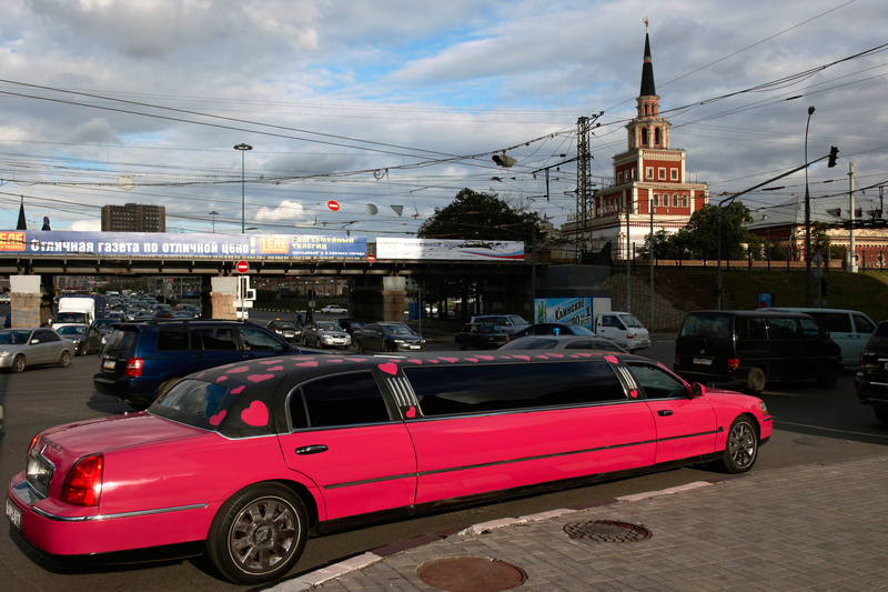 Russian Valentine’s Limo | Alamy Stock Photo