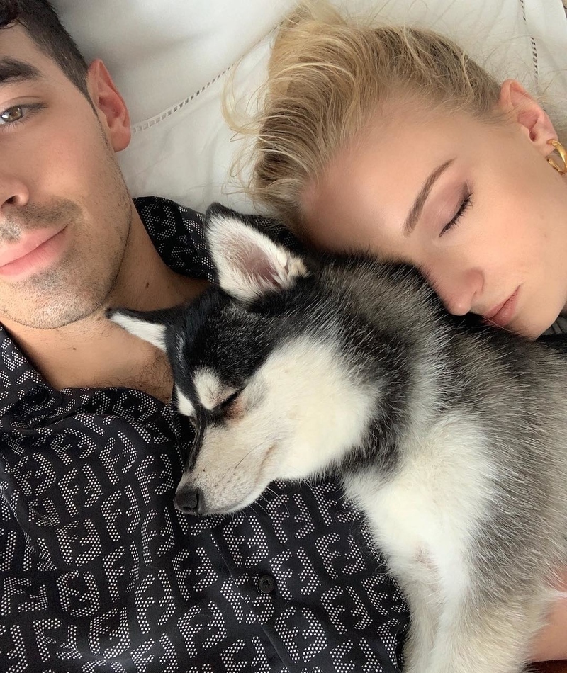 Joe’s New Girl | Instagram/@joejonas