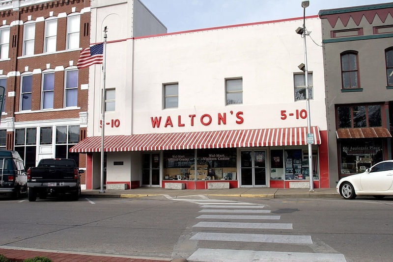 The First Walmart, 1962 | Getty Images Photos by Gilles Mingasson