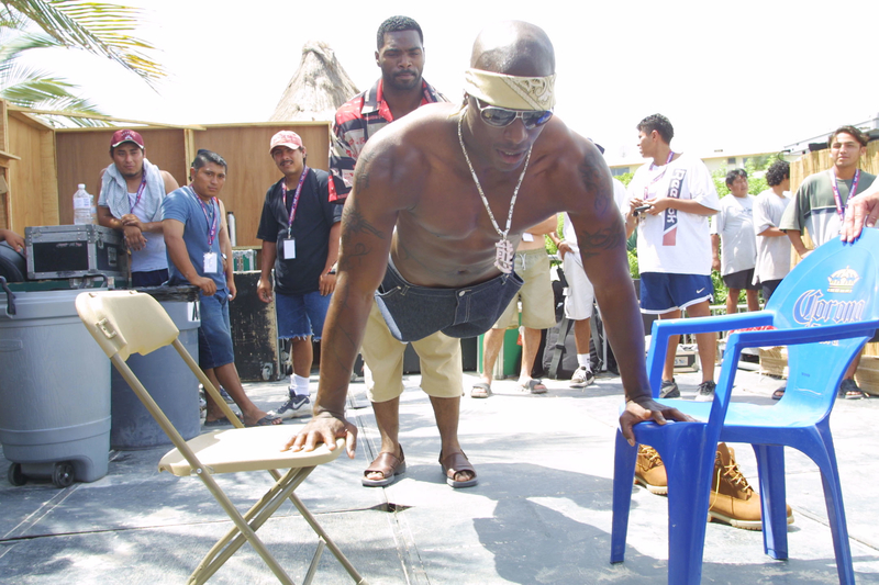 Tyrese Works Out Backstage – 2001 | Getty Images Photo by Scott Gries/ImageDirect